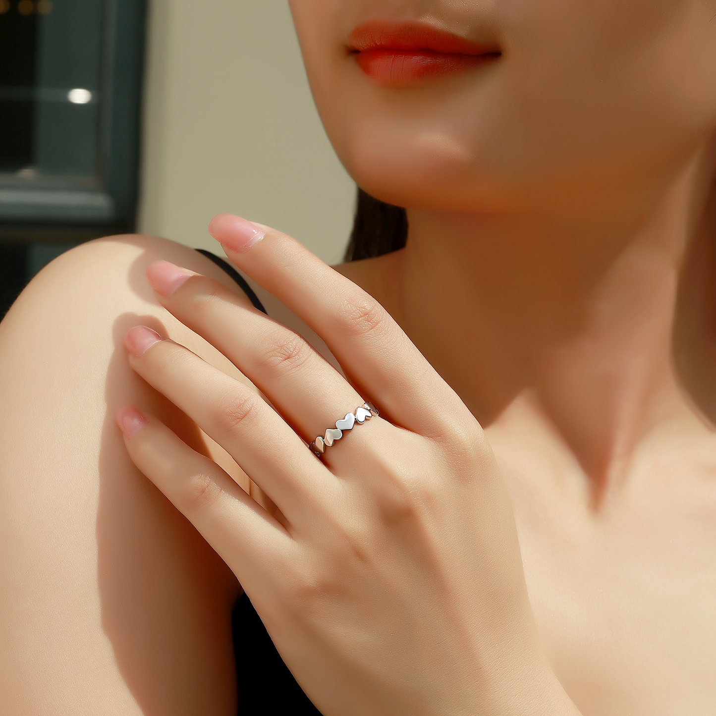 The Heart Link Band Ring
