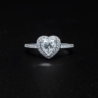 ✨Moissanite Heart Pave Halo Ring