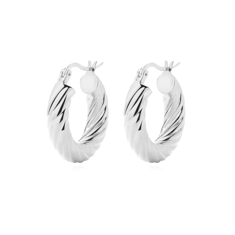 The Rope Twisted Hoop Earring