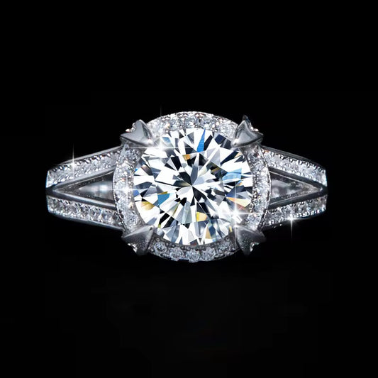 ✨Moissanite Round Pave Halo Ring