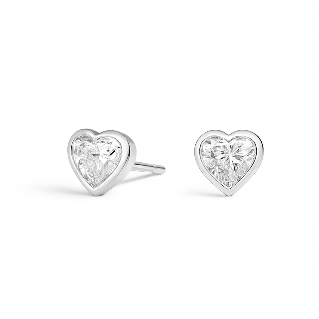 ✨ Moissanite Heartlight Solitaire Studs