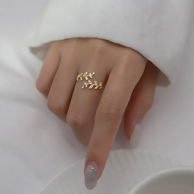 Leaf Ring Adjustable