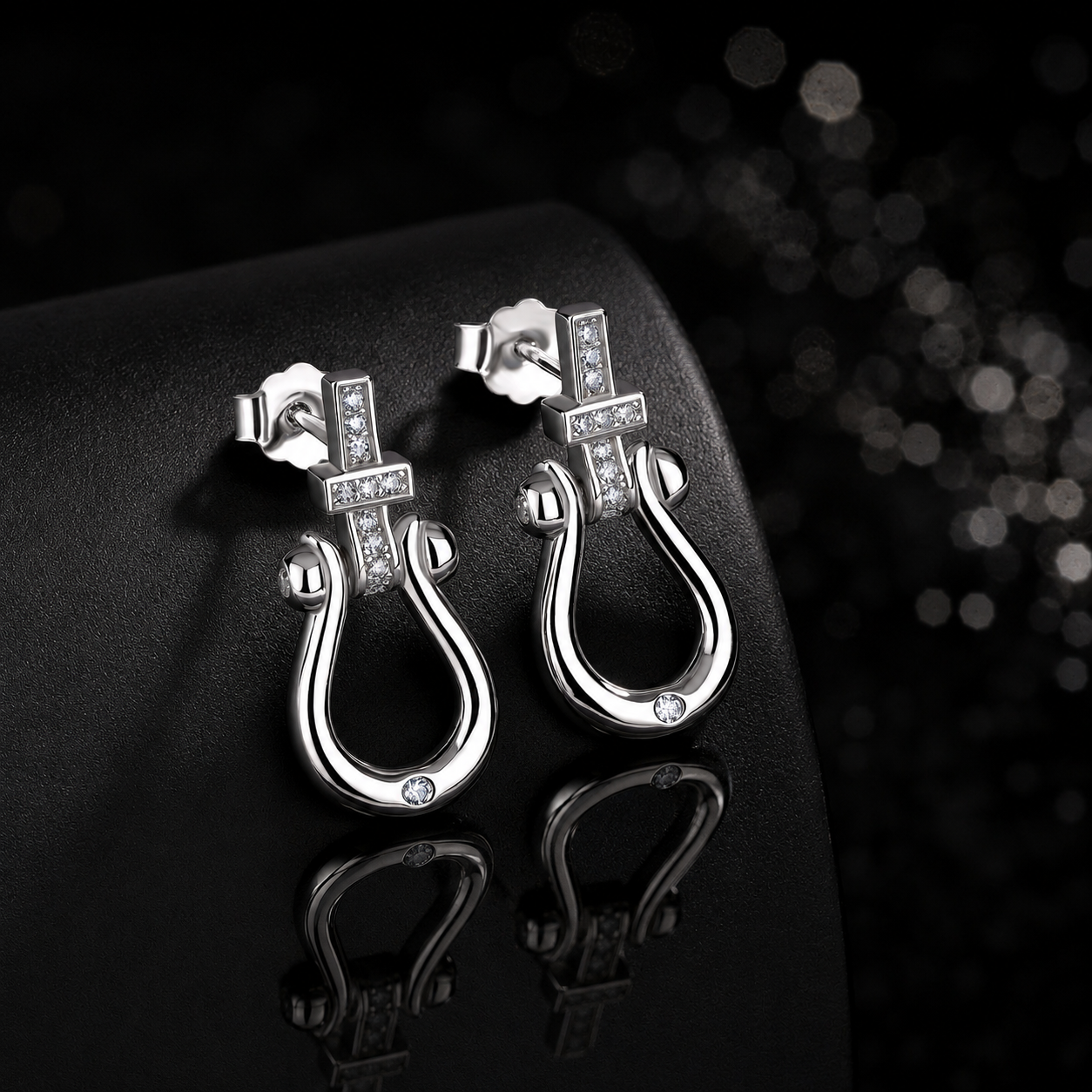 The Horseshoe Shackle Drops