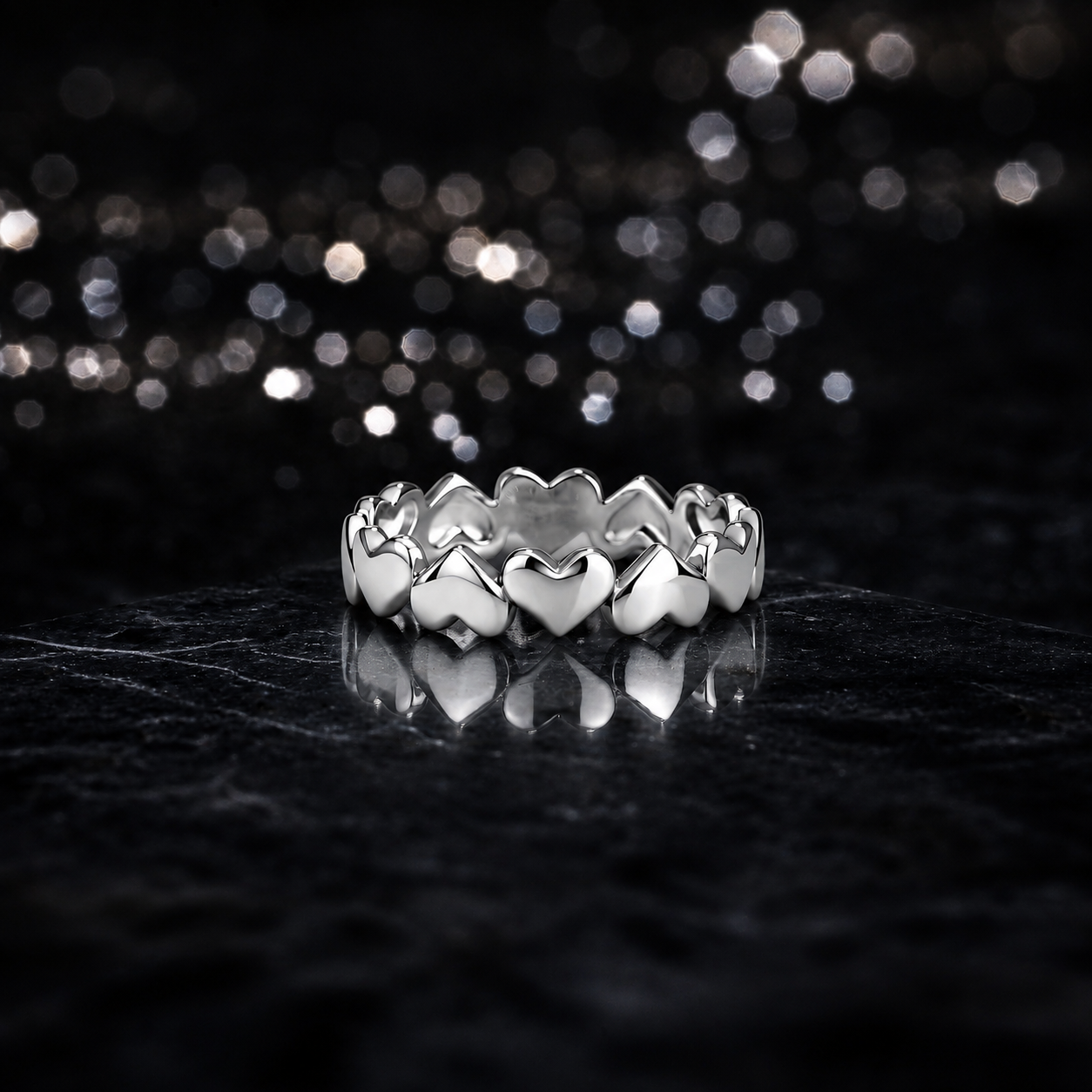 The Heart Link Band Ring