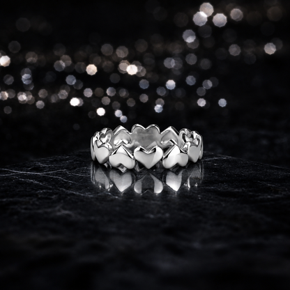 The Heart Link Band Ring