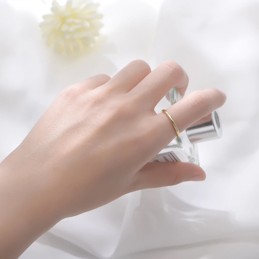 The Minimalist Ring