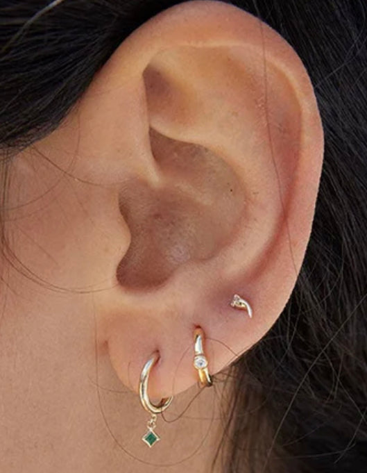 The Single Zirconia Huggie Earrings